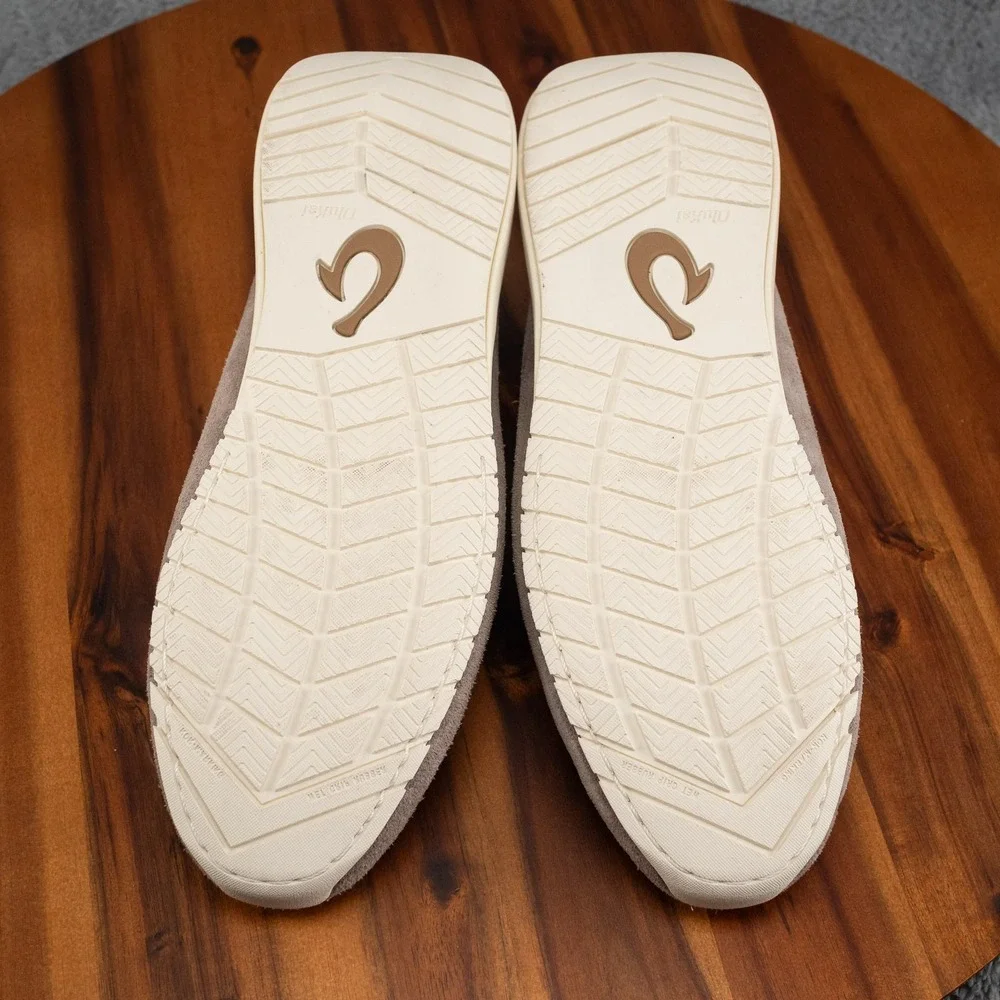 OluKai Ka'a Loafer Men Size10.5 Slip On Shoes in Grey Leather Suede $140